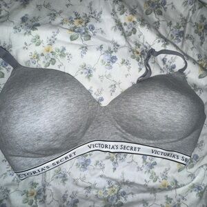 Victoria's Secret wireless  Gray Bra